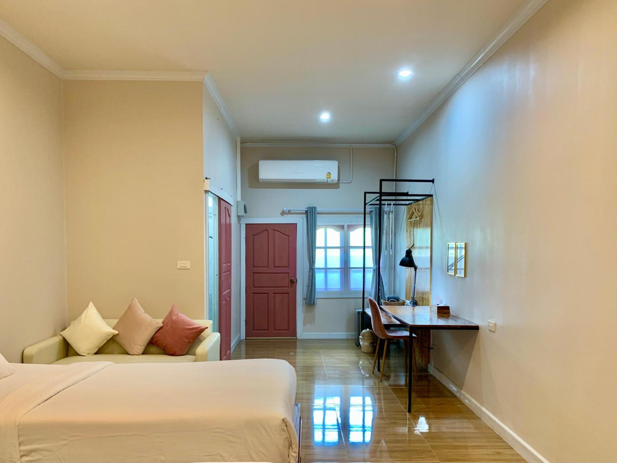 Funwan Hotel Li Exterior foto